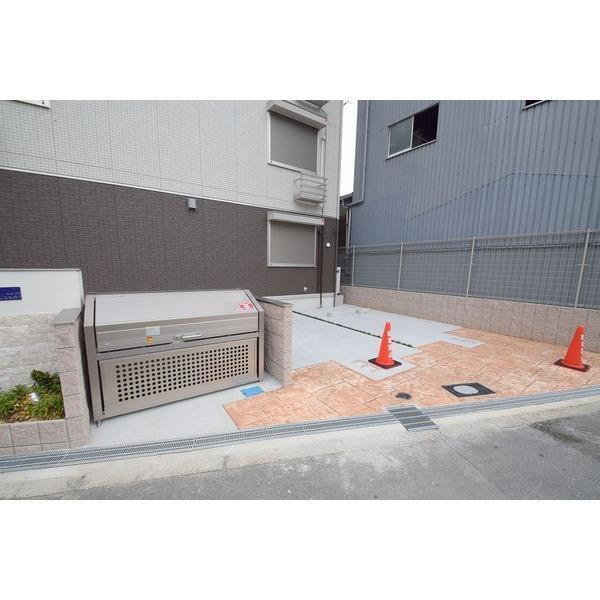 プロスペリタの駐車場
