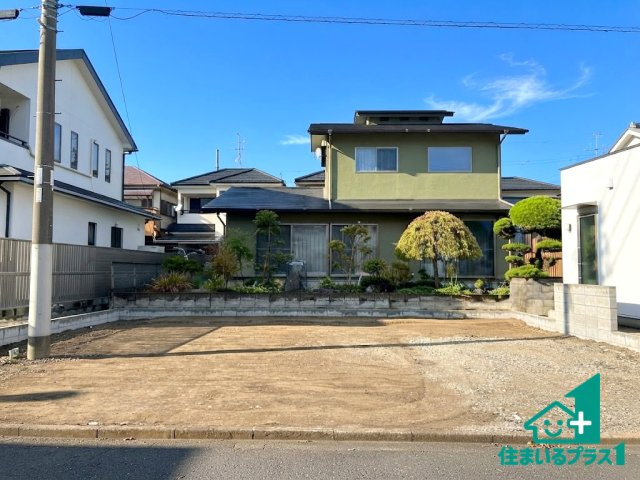 ●24(土)25(日)現地説明会！ 奈良市三条栄町　新築一戸建ての外観|周辺は落ち着いた街並みの住宅地！子育てがしやすい住環境です！まだ未完成ですが、現地でしかわからない事もございます。是非一度ご覧ください。