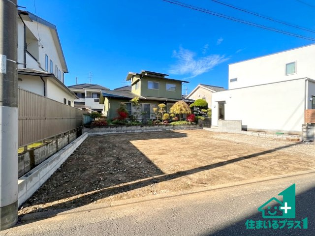 ●31(土)1(日)現地説明会！ 奈良市三条栄町　新築一戸建ての外観|現在はこんな感じです。完成までが待ち遠しいですね。