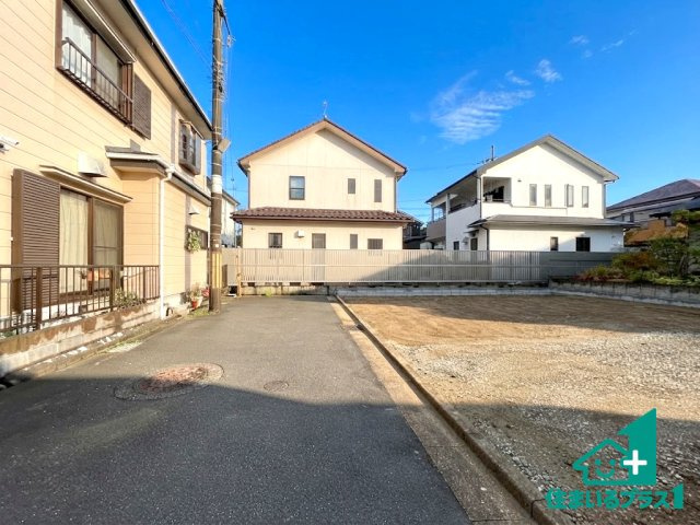 ●17(土)18(日)現地説明会！ 奈良市三条栄町　新築一戸建ての前面道路含む現地写真|駅やスーパー、小学校・中学校等日常生活に欠かせない情報や道のりもご紹介いたしますのでお気軽にご相談ください。