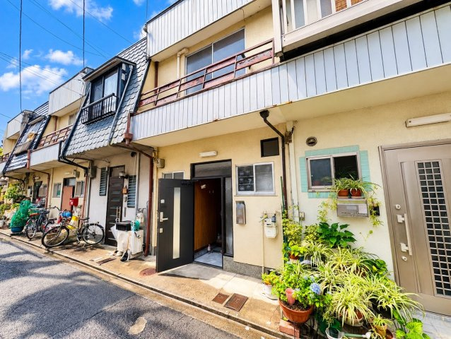 川島東代町