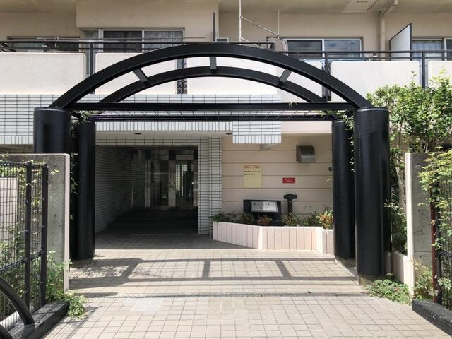 【エントランス】 | モンシャトー松戸