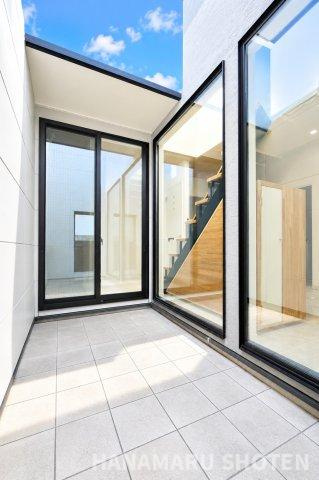 村田町貸家のバルコニー|お電話でのご予約がスムーズです！