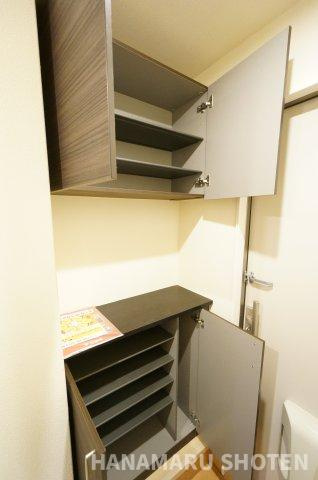 スペランツァ壱番館の玄関|物件、駅でお待ち合わせでのご案内歓迎！