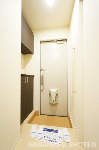 スペランツァ壱番館の玄関|物件、駅でお待ち合わせでのご案内歓迎！
