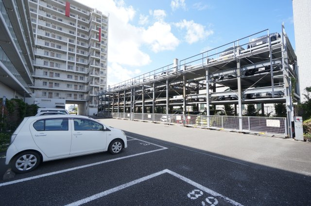 エコロジー千葉みなとレジデンスの駐車場|お電話でのご予約がスムーズです！