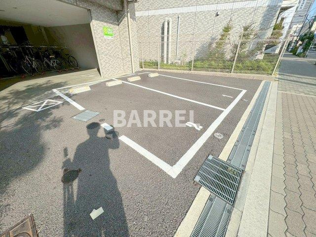 エスリードレジデンス大阪グランノースⅠの駐車場