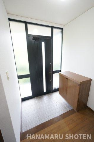 レジデンスヤマダの玄関|お電話でのご予約がスムーズです！
