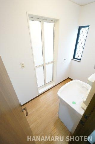 レジデンスヤマダの洗面所|お電話でのご予約がスムーズです！