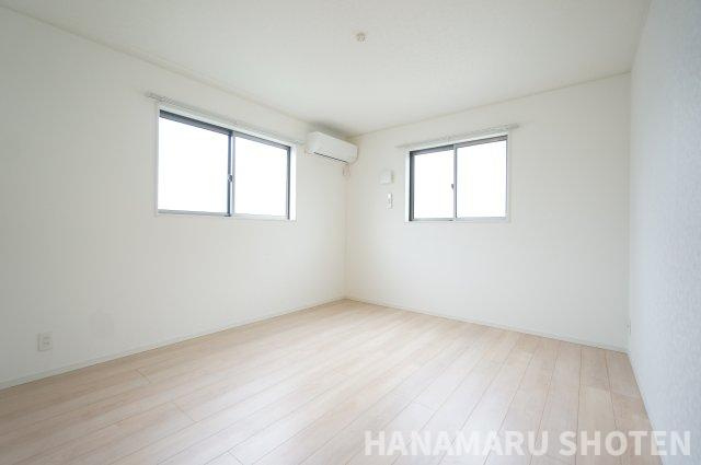 四街道市小名木戸建の寝室|物件、駅でお待ち合わせでのご案内歓迎！お電話でのご予約がスムーズです！