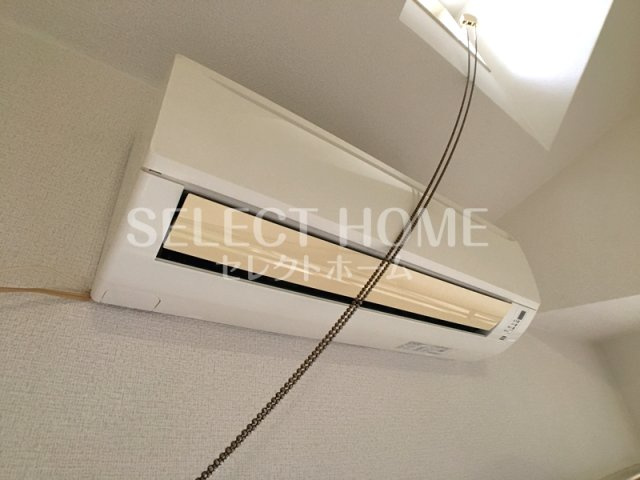 【設備】 | グリーンハイツ六名 | エアコン付き
同型タイプ
