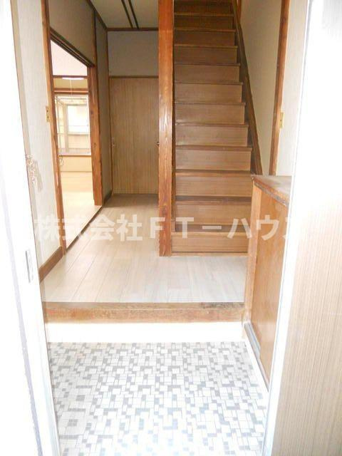 吉野貸家の玄関