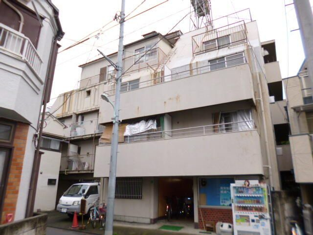 フラッツ東長崎のエントランス|清潔なエントランスです