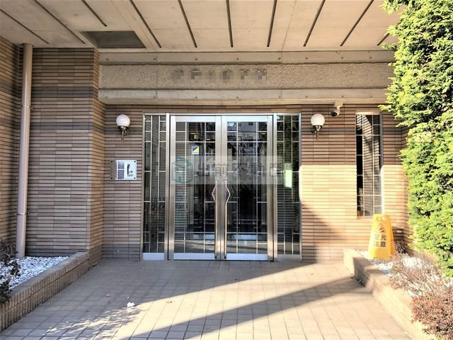 パティオYNのエントランス