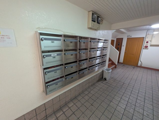ハイツ上新第三西淡路のその他共用部分