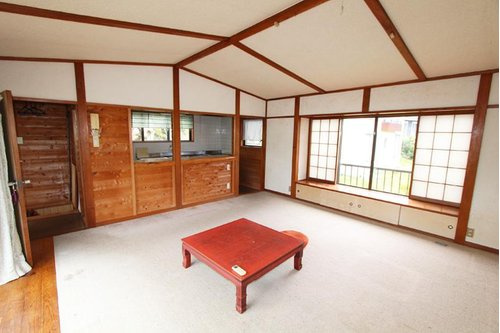 【居間・リビング】 | 殖産浮山温泉郷　戸建