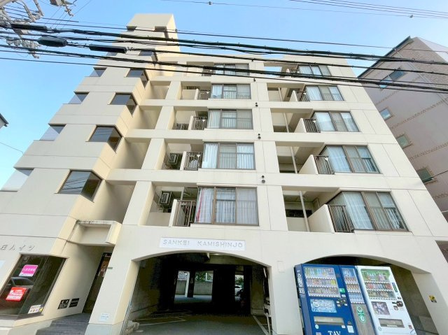 三恵上新庄ハイツの外観