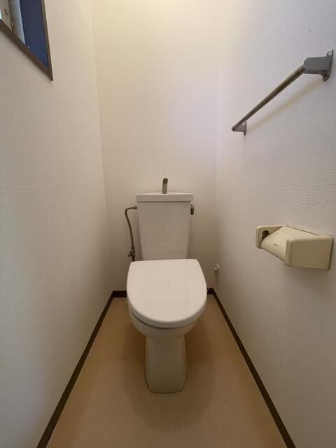 サンヒルズ岡Ⅱのトイレ