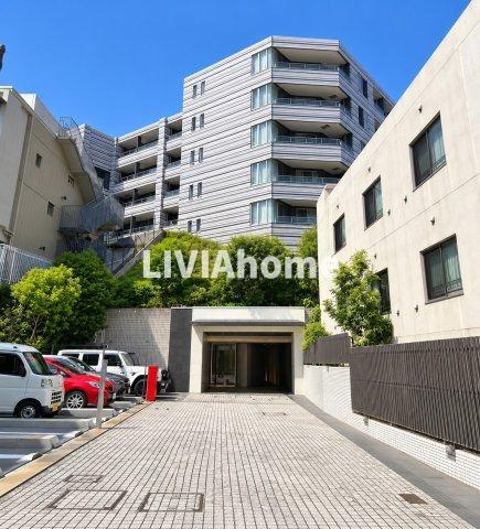 港区三田４丁目の賃貸マンションの外観