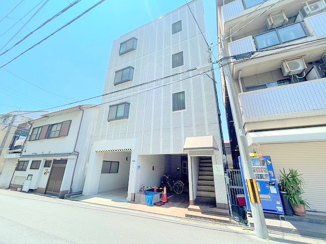 第2大栄マンションの外観
