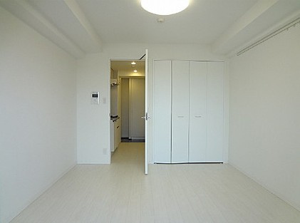 【寝室】 | プレール・ドゥーク永福町 | きれいなフローリング。