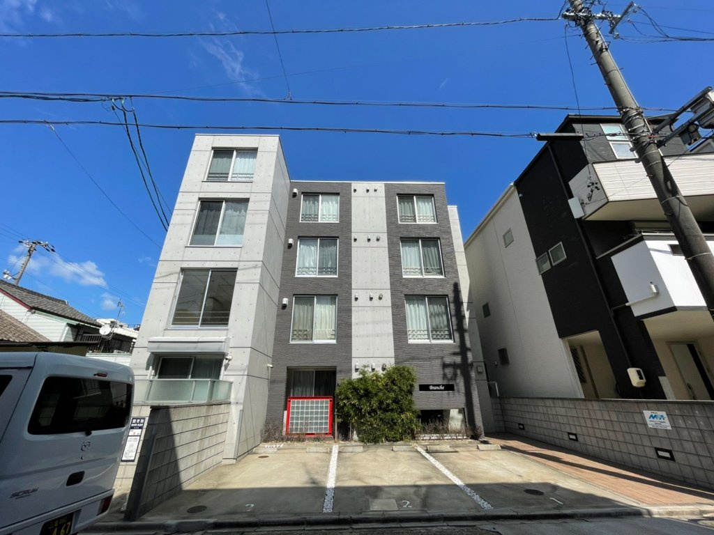 名古屋市熱田区波寄町の賃貸マンションの外観