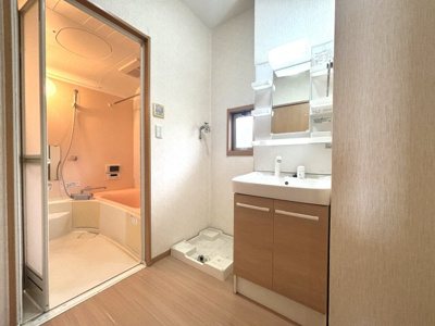 【洗面所】 | フェリーチェ | 退去前のため、別部屋のお写真です。
