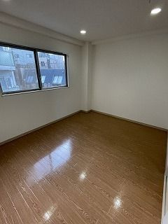 レジェンド西小山の洋室