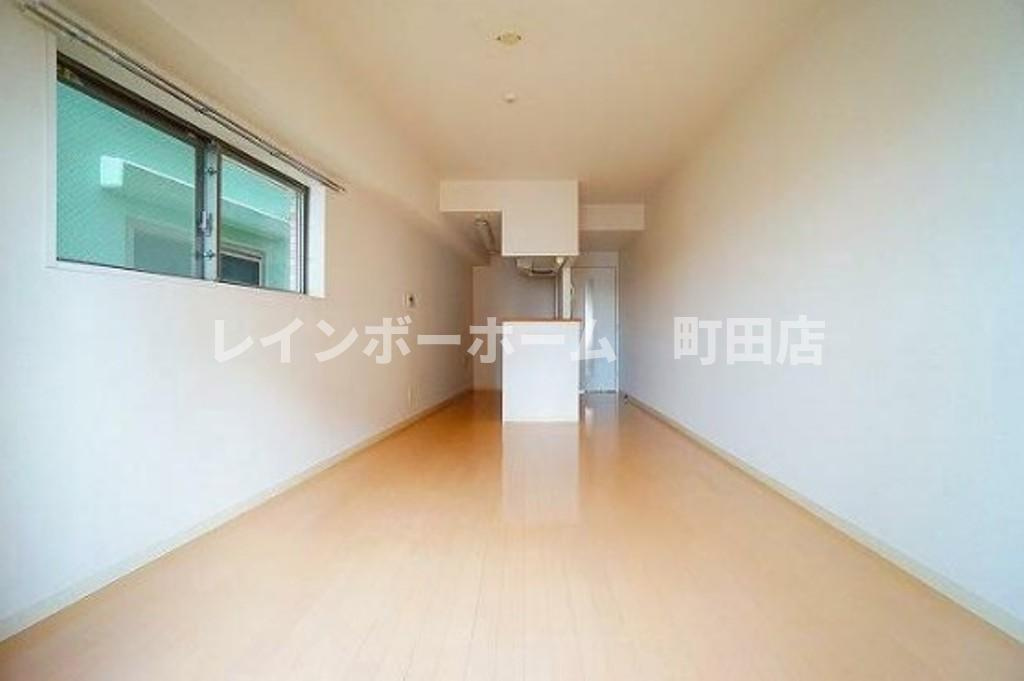 アーバンフラッツ町田※初期費用分割あと払いサービス利用可能物件の居間・リビング