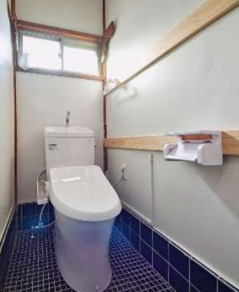 中古/朝霞市溝沼5丁目のトイレ|落ち着いた色調のトイレです