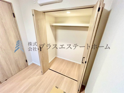 【収納】 | グランパレ神戸ハーバーウエスト | 【同社施工事例】居室にはクローゼットを完備♪