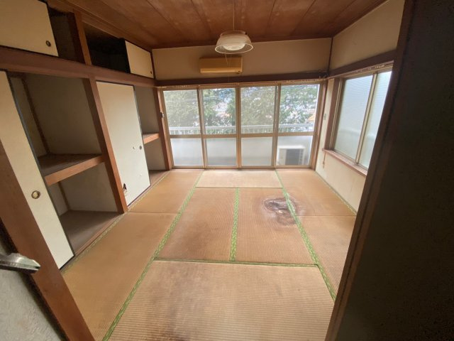 東京都青梅市　一棟アパートの和室