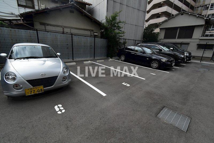 【駐車場】アドバンス新大阪ウエストゲートⅡ 