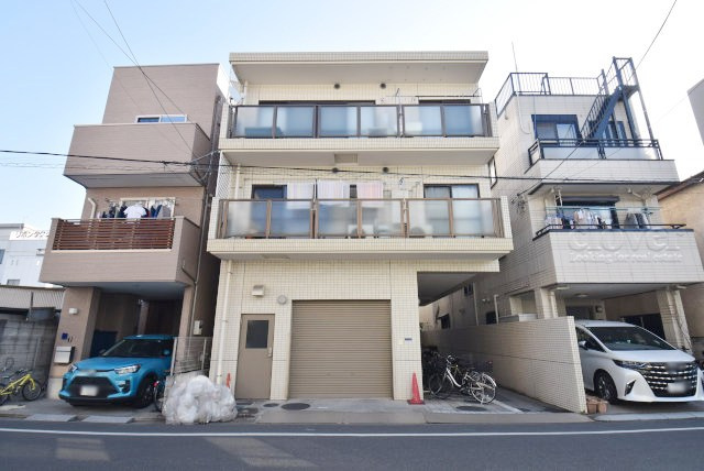 【外観】 | 藤和シティコープ東陽町 | 手入れの行き届いた外壁やエントランスなど、「見ればわかる」レベルで清潔感を保ったマンションです。築年数を感じさせない姿で皆様をお出迎えします。～即日のご見学可能～　お問合せはお気軽にどうぞ。