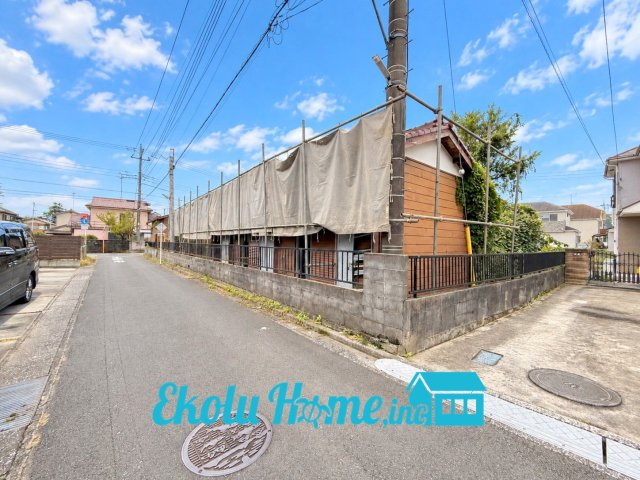土地　あきる野市渕上 全4区画　B区画の前面道路含む現地写真|造成中写真 （2026年10月撮影）
※空はCG加工しています。