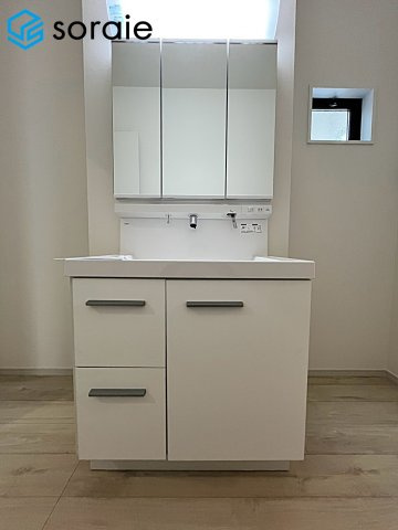 狭山市東三ツ木8期　新築戸建の独立洗面台|2026.10.2撮影
