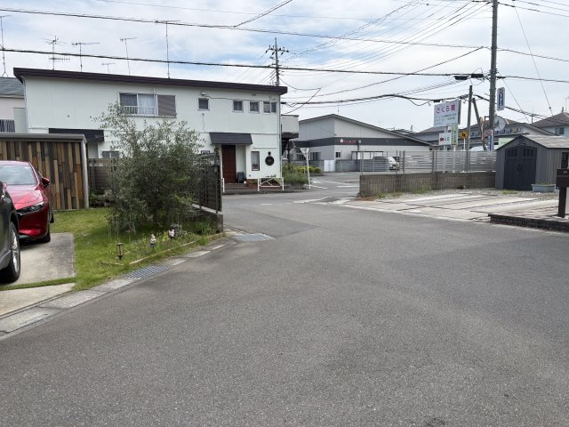 【前面道路含む現地写真】 | 深谷市上柴町東2丁目　中古戸建