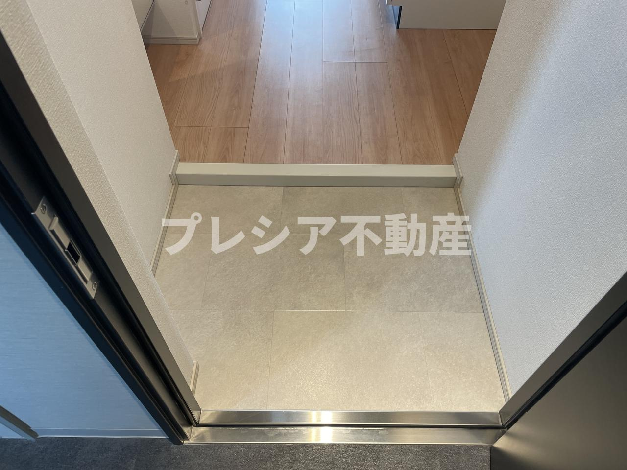 ステラハウス甲子園口の玄関