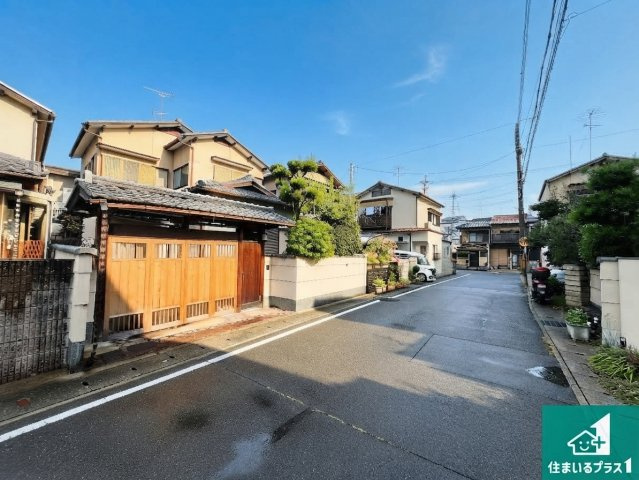 京都市西京区上桂大野町　第1期　売土地の前面道路含む現地写真|周辺は落ち着いた街並みの住宅地！子育てがしやすい住環境です！