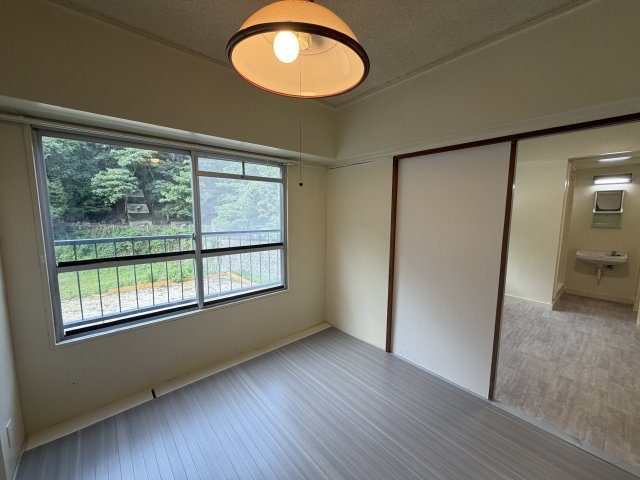 サウスヒルズ由良の寝室