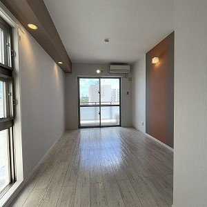 【居間・リビング】