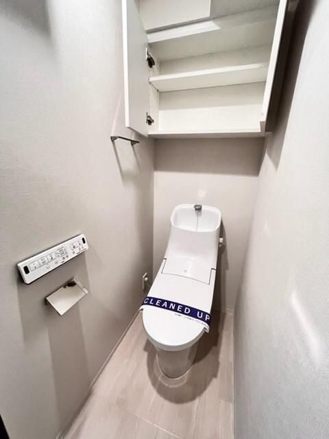 クレヴィアリグゼ日暮里のトイレ