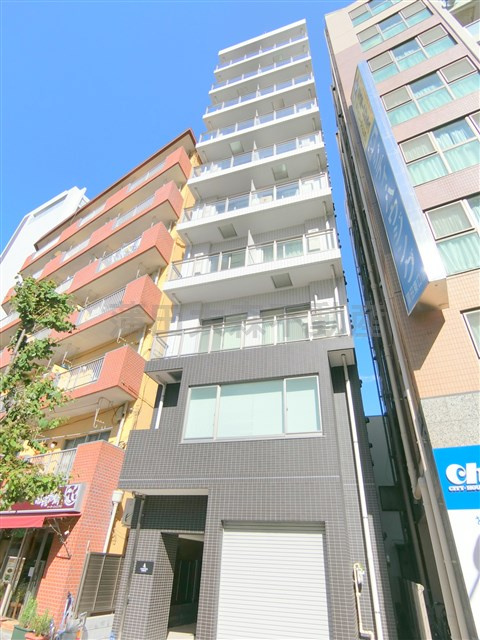 ルクシェール蒲田の外観|2016年3月築　RC鉄筋コンクリート造地上10階建て総戸数18戸の分譲タイプの人気賃貸マンション　JR京浜東北線蒲田駅と京急本線京急蒲田駅の間の便利な立地　東京都大田区蒲田4丁目　
