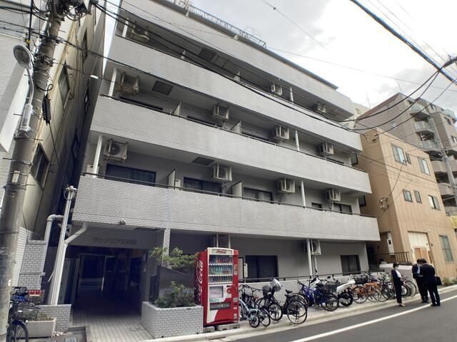 ランドピア西浅草の外観