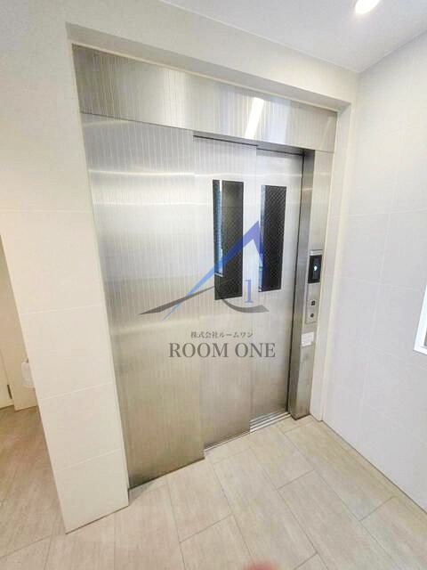 クレール千代田岩本町のその他共用部分|エレベーターです。