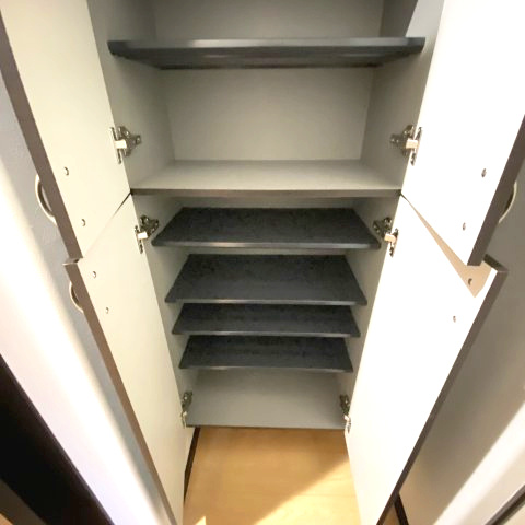 Ｒｅｓｉｄｅｎｃｅ　ＨＩＮＯＤＥⅡの収納