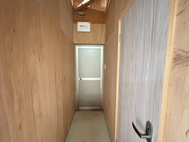 市村町貸家の内装