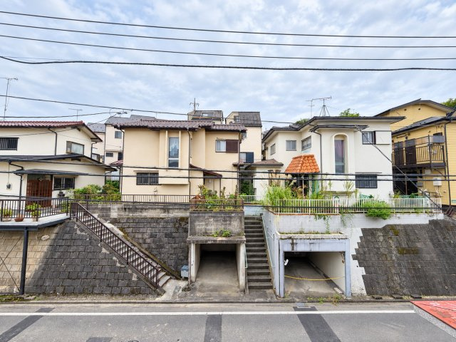 祝成約　八王子市　万町　新築戸建て　の前面道路含む現地写真|～仲介手数料無料☆八王子ひなた不動産～八王子市万町　新築戸建て