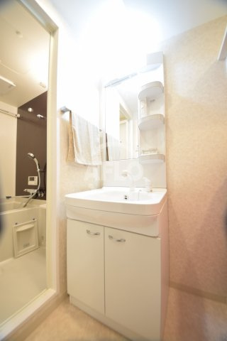 ラグゼ難波南の独立洗面台|Luxe難波南　独立洗面台