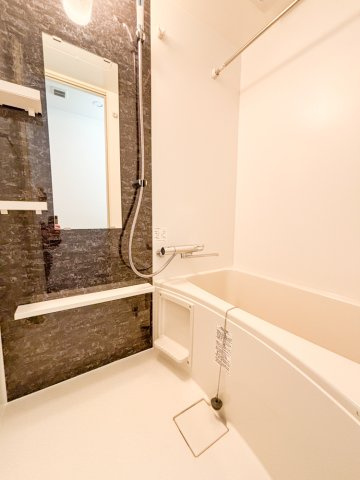 S-RESIDENCE六ツ門abreastIIの浴室|浴室乾燥機付きのお風呂です♪